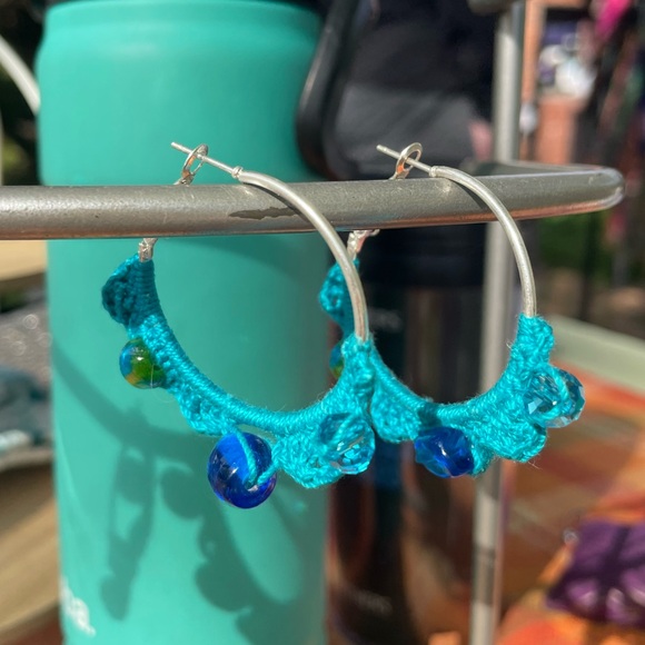 🐬 The Oceanic Earrings 🐬 - Picture 2 of 4